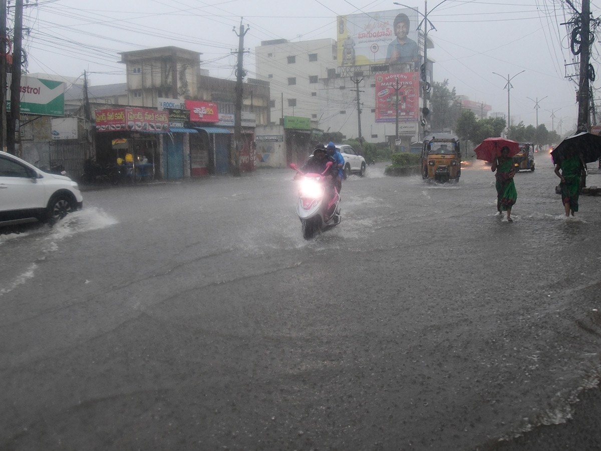 Cyclone Montha : Heavy Rainfall in Ongole28