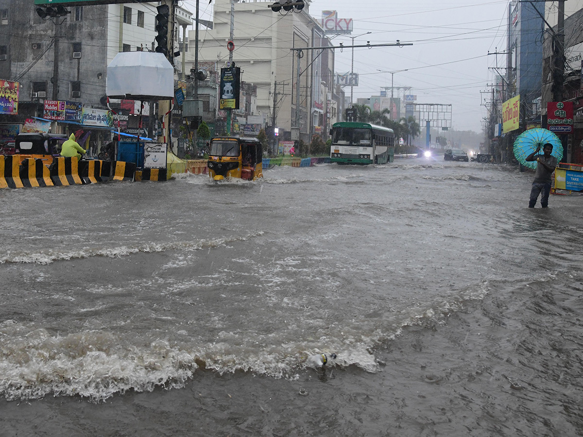 Cyclone Montha : Heavy Rainfall in Ongole4