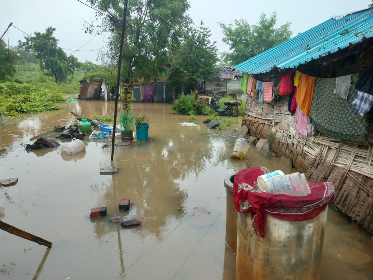 Cyclone Montha Hits Andhra Pradesh Photos11