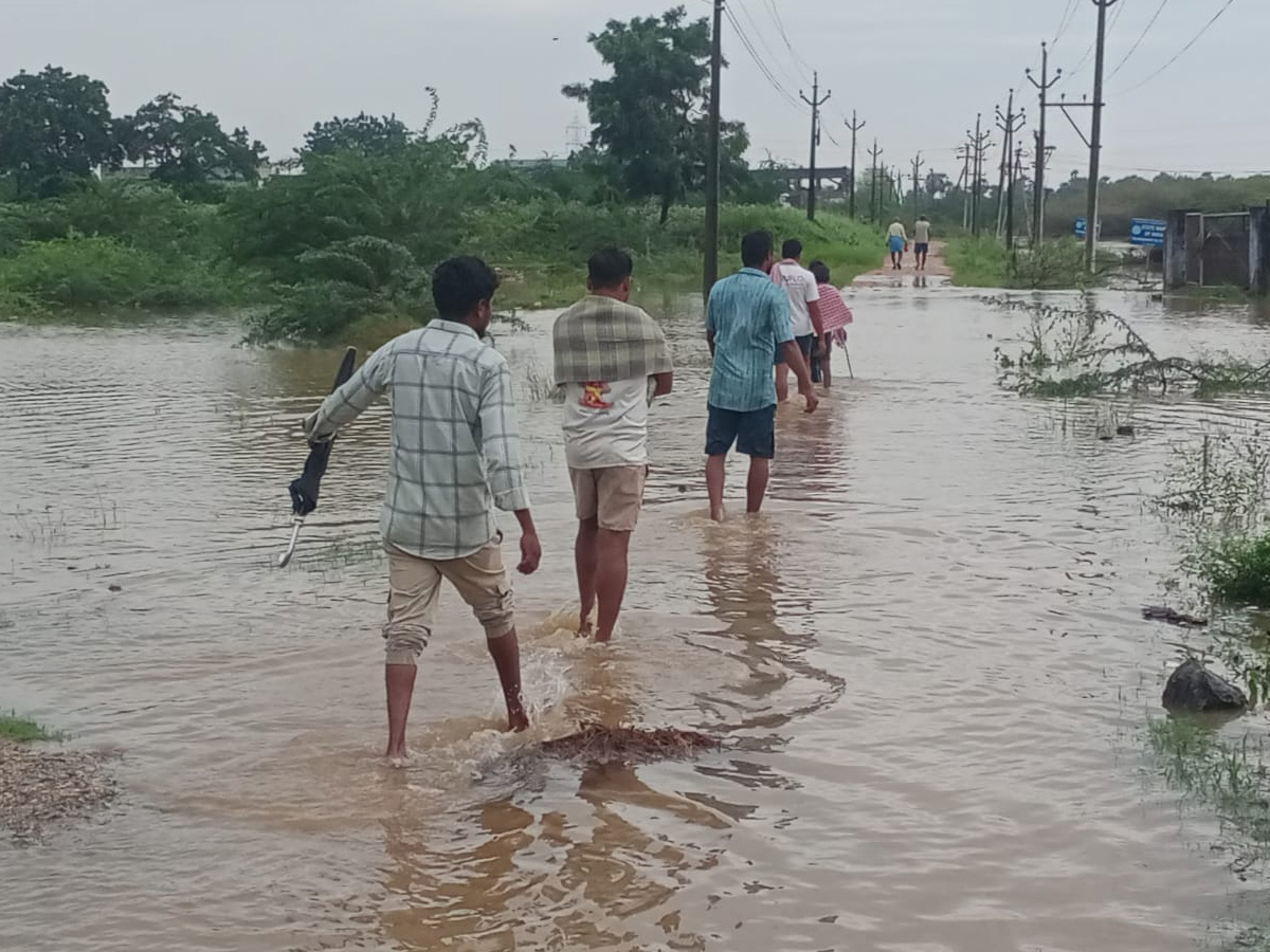 Cyclone Montha Hits Andhra Pradesh Photos16