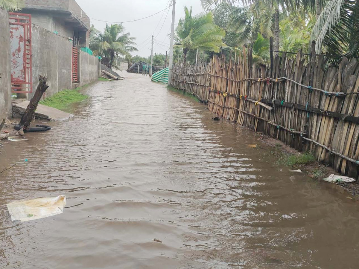 Cyclone Montha Hits Andhra Pradesh Photos4