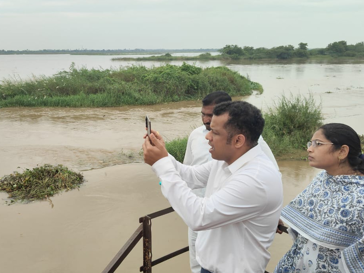 Cyclone Montha Hits Andhra Pradesh Photos7
