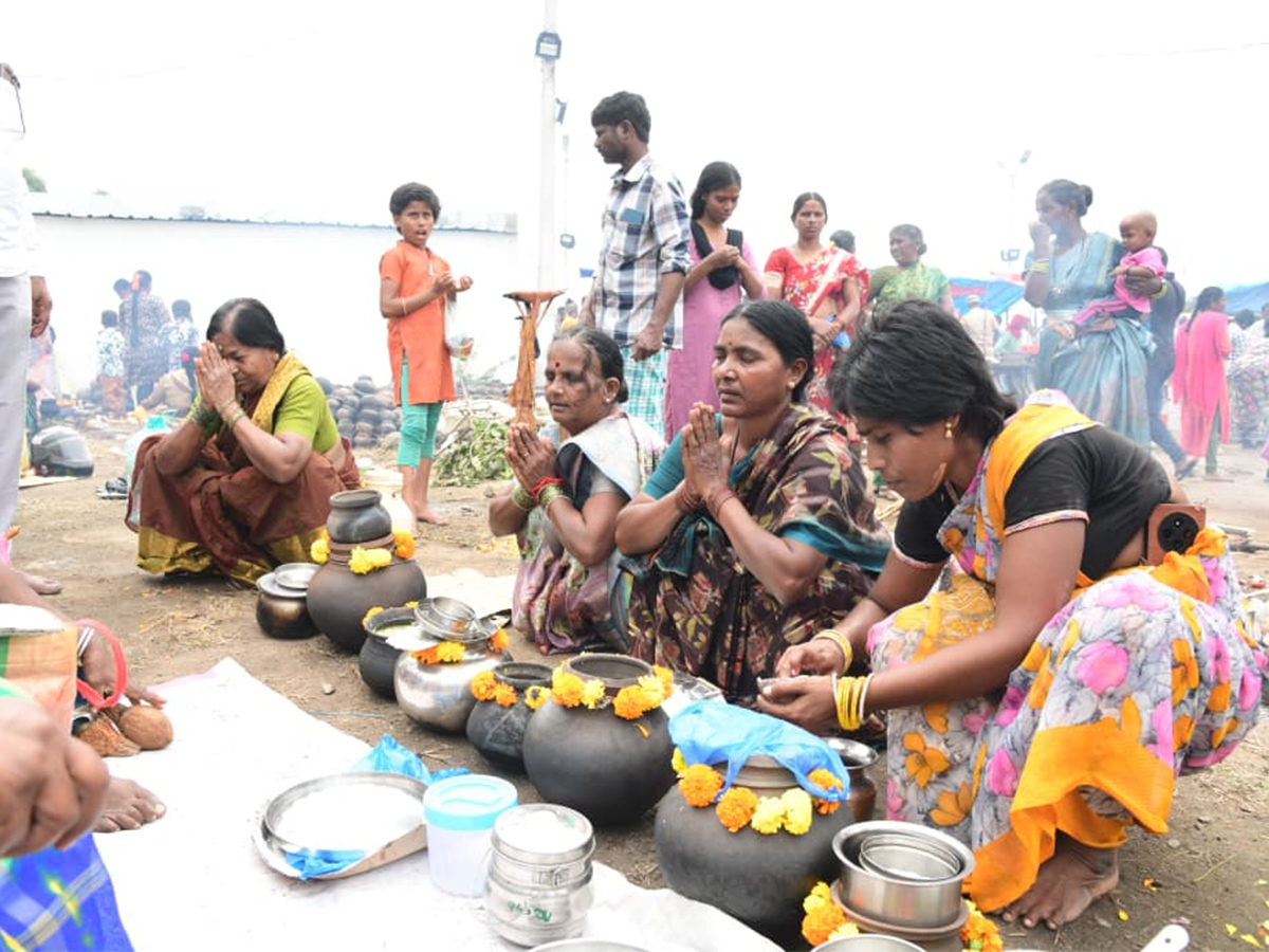 Kurumurthy Jatara : Uddala Utsavam Begins Grandly Mahabubnagar16
