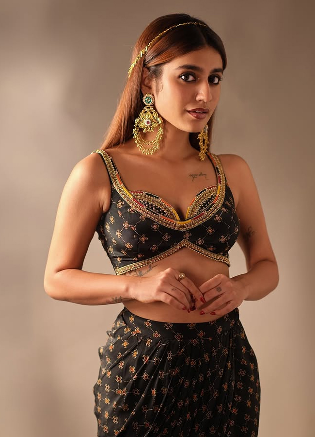 Heroine Priya Varrier's birthday celebration (Photos)15