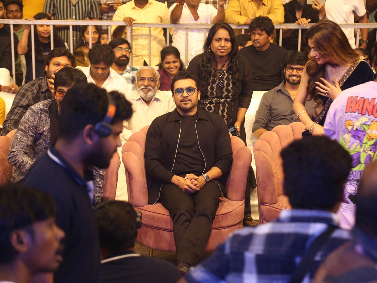 Ravi Teja Mass Jathara Movie Pre Release Event Photos12