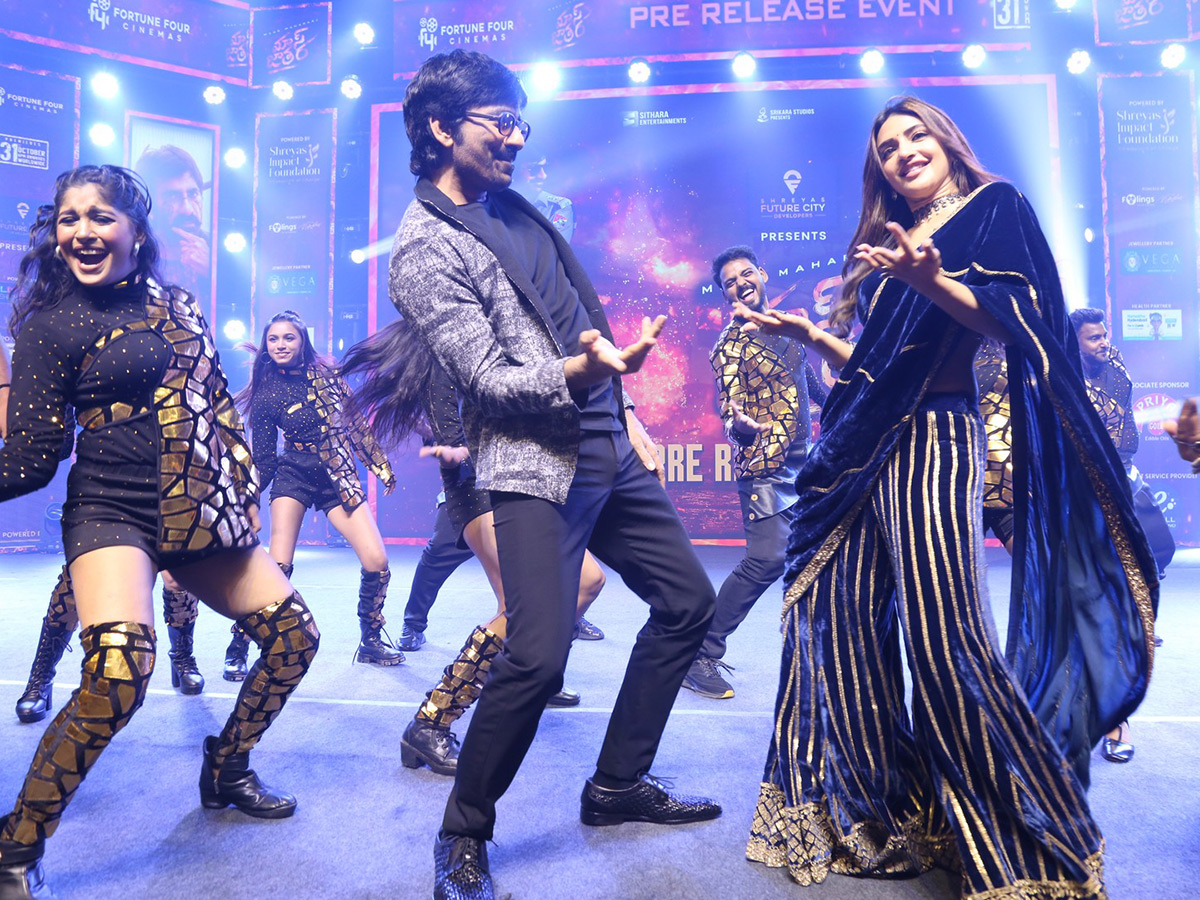 Ravi Teja Mass Jathara Movie Pre Release Event Photos15