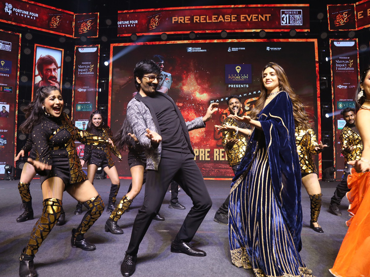 Ravi Teja Mass Jathara Movie Pre Release Event Photos18