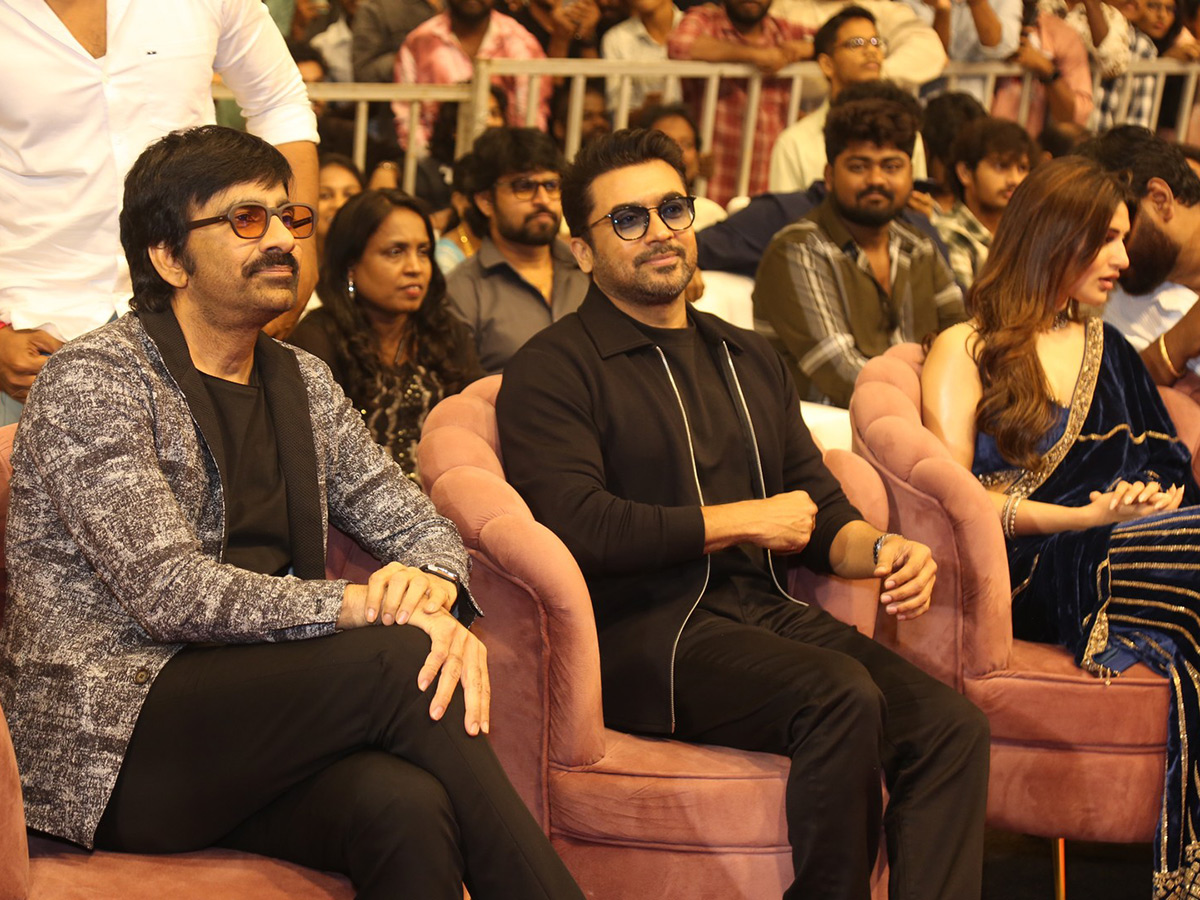 Ravi Teja Mass Jathara Movie Pre Release Event Photos5