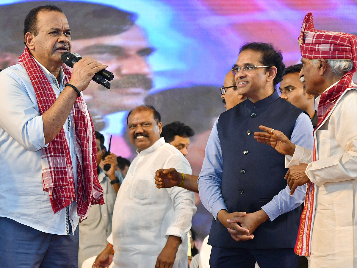 Bandaru Dattatreya Started Alai Balai Program in Nampally Exhibition Photos31