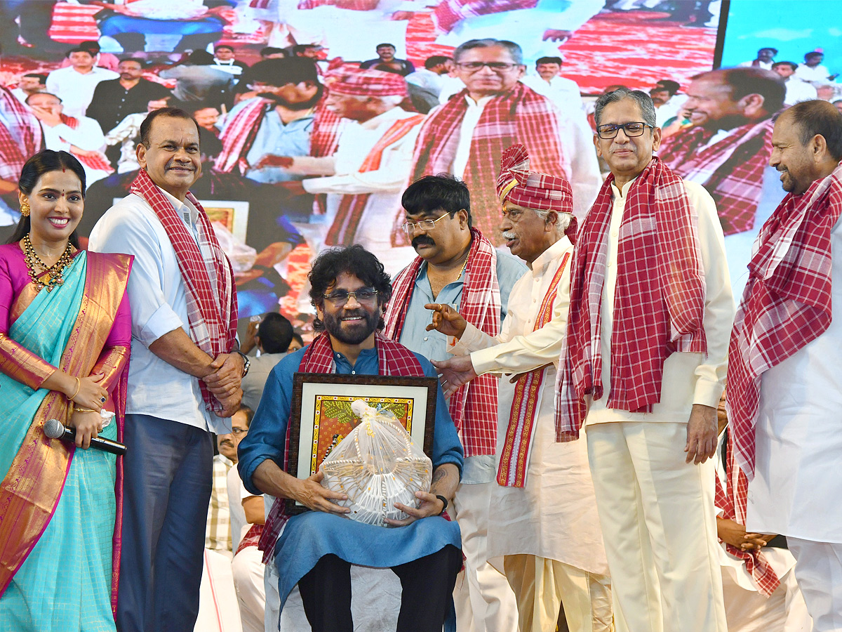 Bandaru Dattatreya Started Alai Balai Program in Nampally Exhibition Photos35