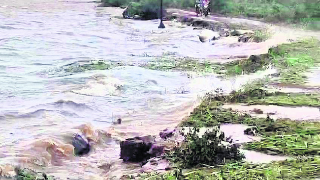 కొల్లేరులో కల్లోలం1