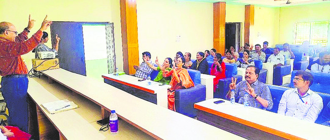 సీఎంకు పౌల్ట్రీ రైతుల  కృతజ్ఞతలు 1