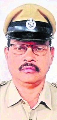 విజిలెన్స్ వలలో పోలీసు అధికారి   3