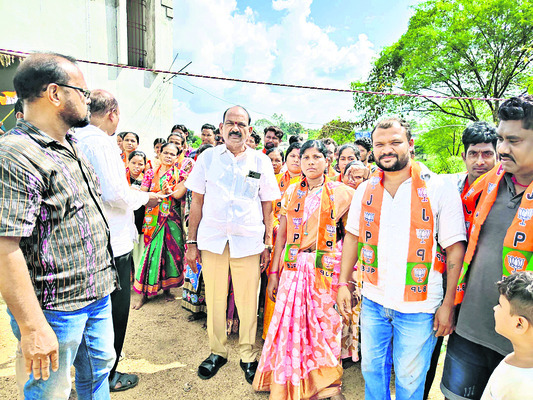 మోంథా తీవ్రతపై సీఎం సమీక్ష 1