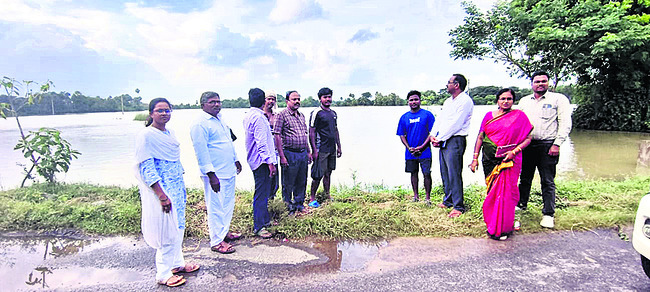 దరఖాస్తుల గడువు పెంపు 1