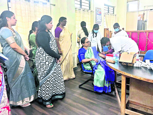 వ్యక్తిగత ఆరోగ్యంపై ప్రత్యేక శ్రద్ధ వహించాలి
1