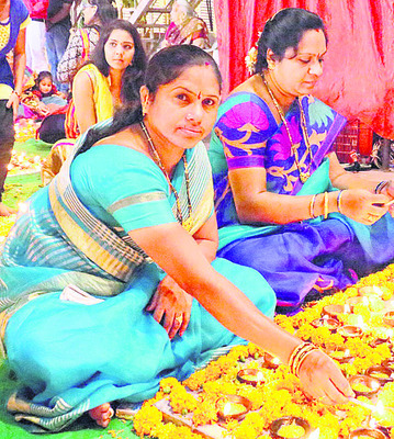 ఏటా వైభవోపేతం
1