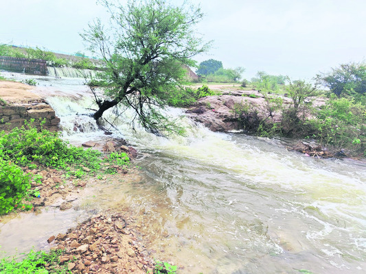 ‘మోంథా’తో ఆగమాగం2