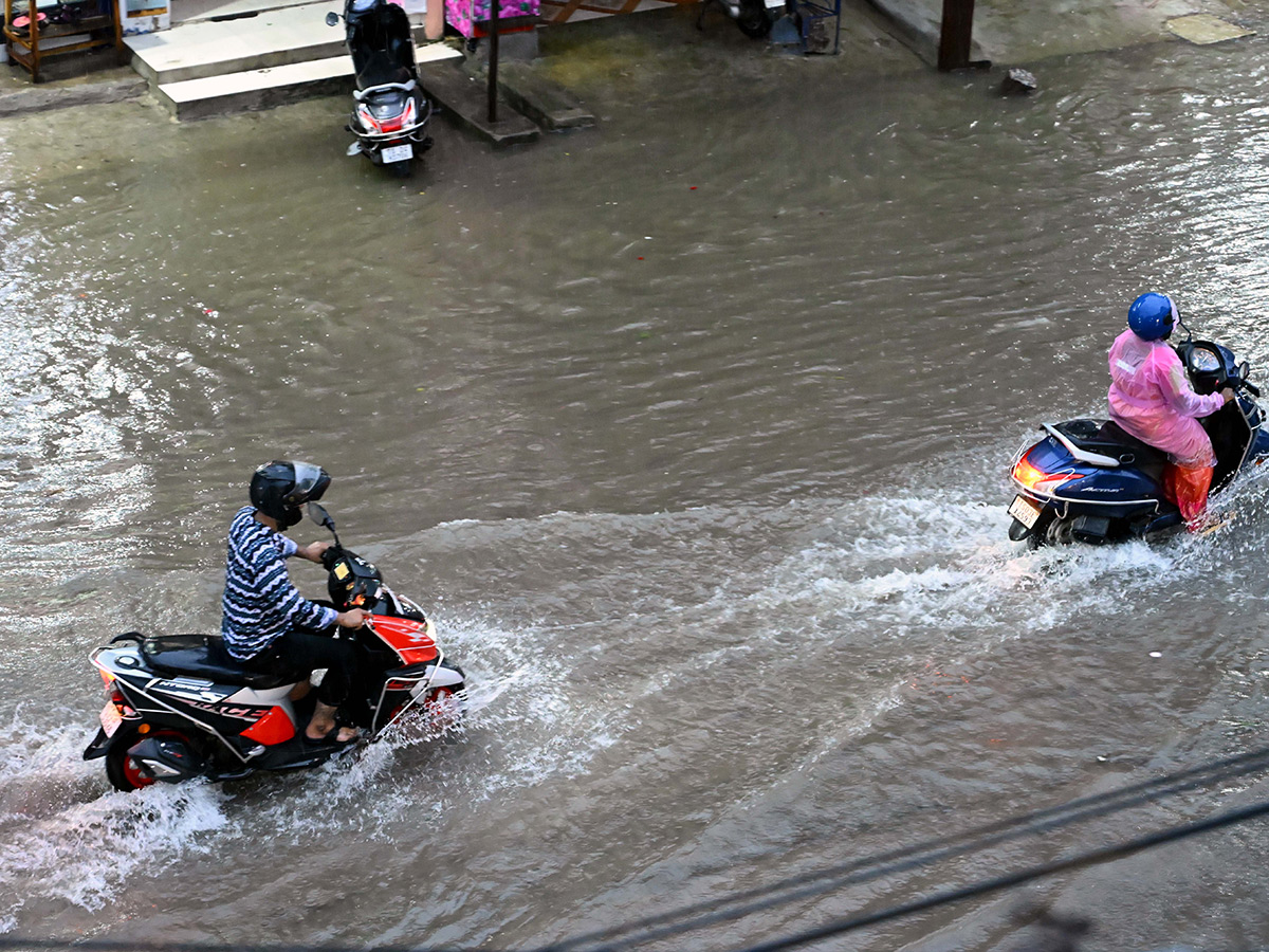 Cyclone Montha : Heavy Rainfall in Warangal District Photos4