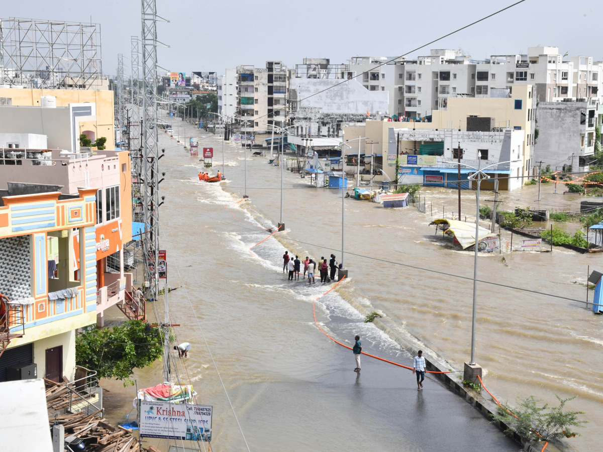 Cyclone Montha Effect : Heavy Floods In Warangal Photos2