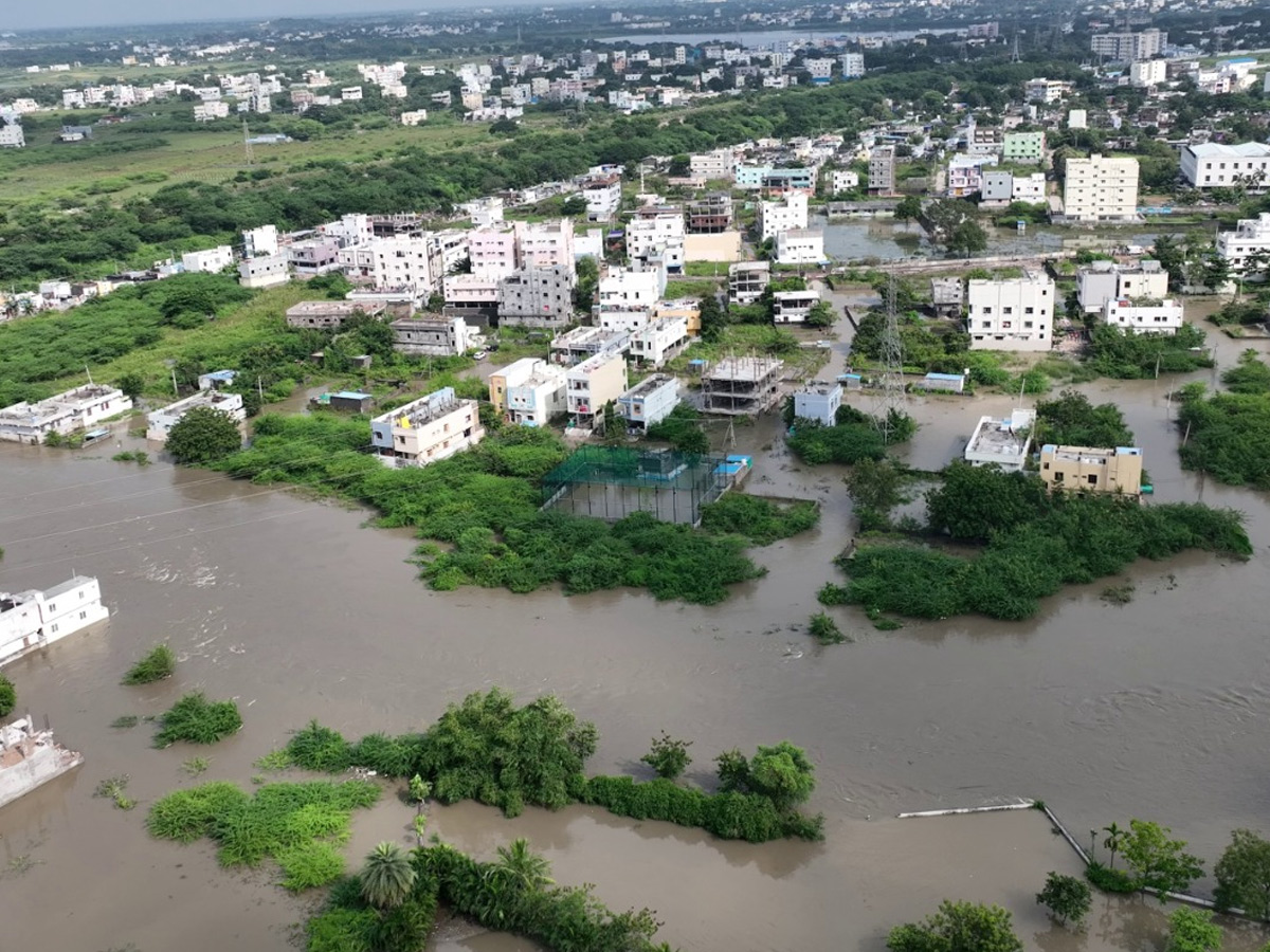 Cyclone Montha Effect : Heavy Floods In Warangal Photos29