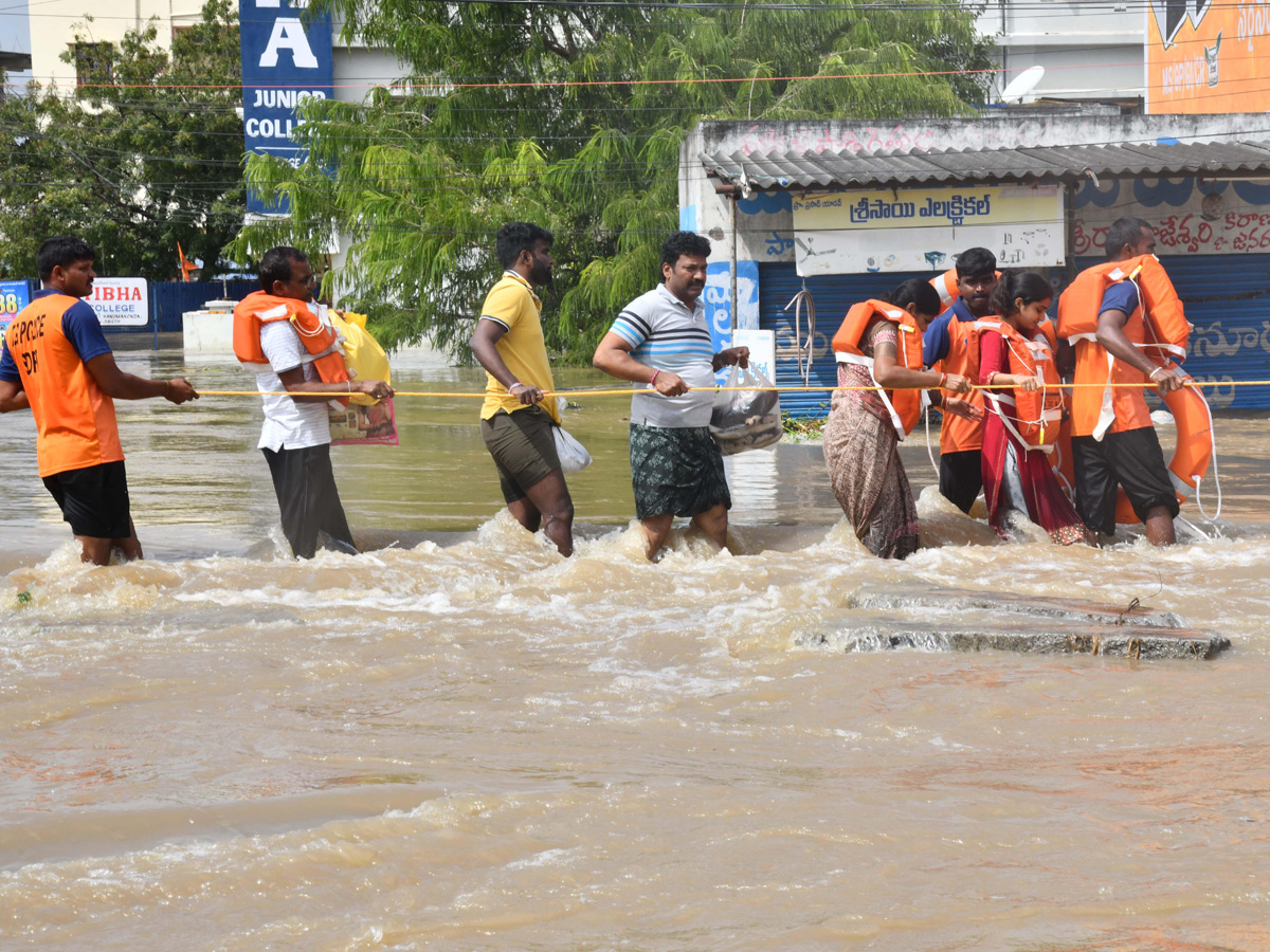 Cyclone Montha Effect : Heavy Floods In Warangal Photos41