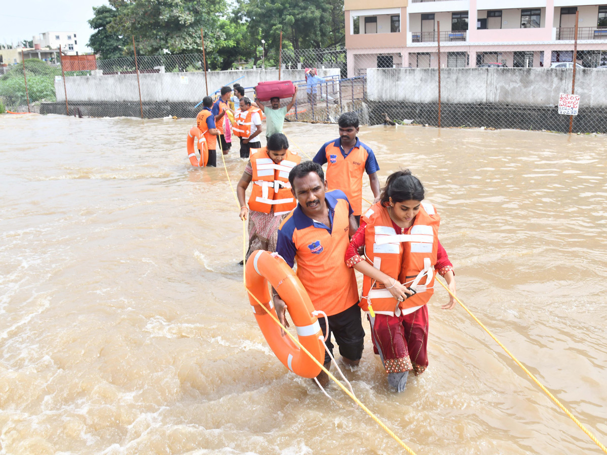 Cyclone Montha Effect : Heavy Floods In Warangal Photos43