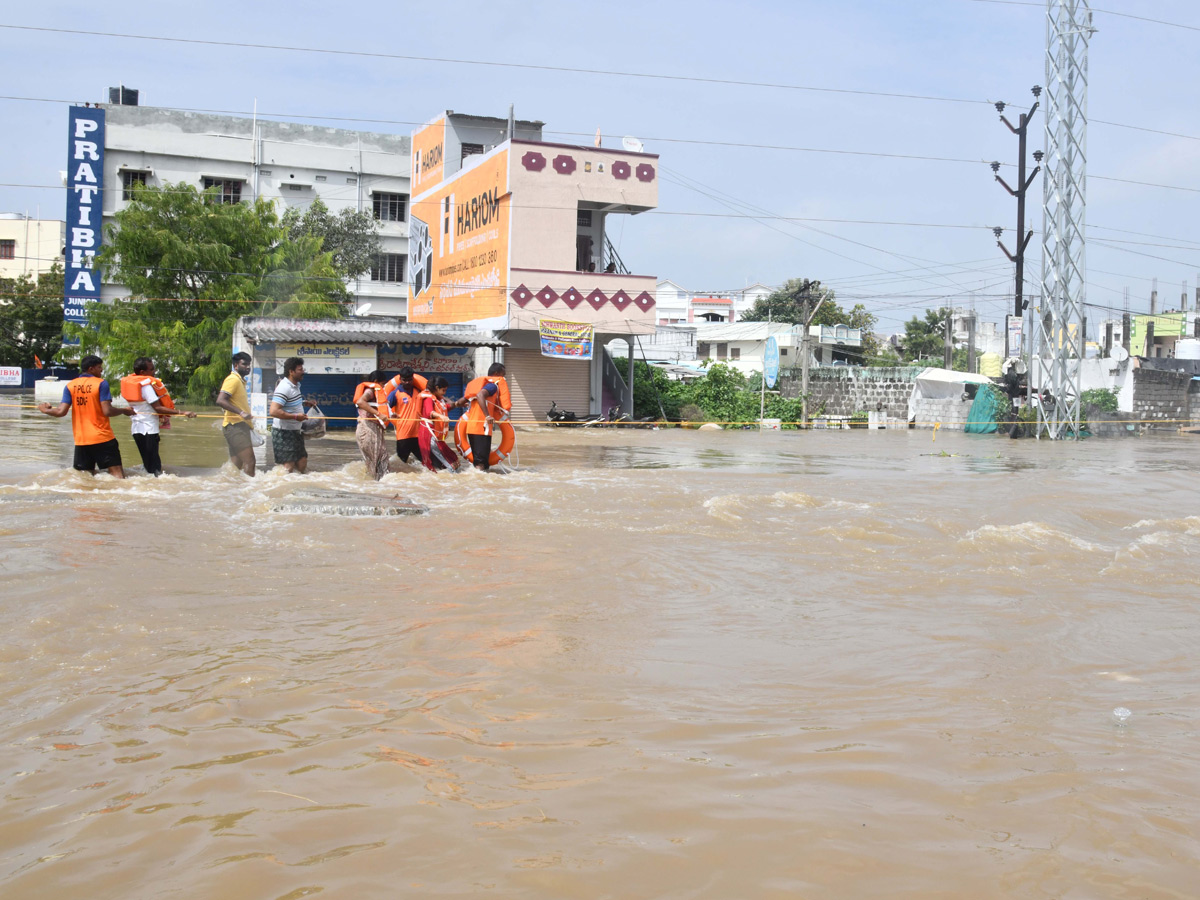 Cyclone Montha Effect : Heavy Floods In Warangal Photos44
