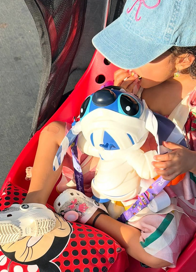 Priyanka Chopra had a fun time with her husband and daughter (Photos)3