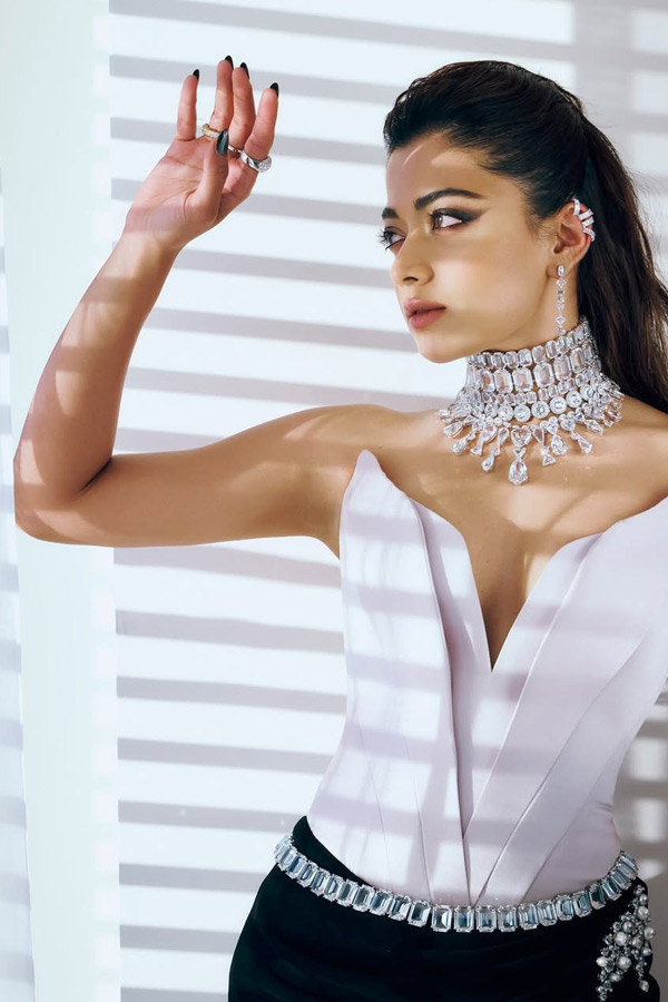 Rashmika Mandanna Slays The Fashion Game In A White Corset Top Photos11