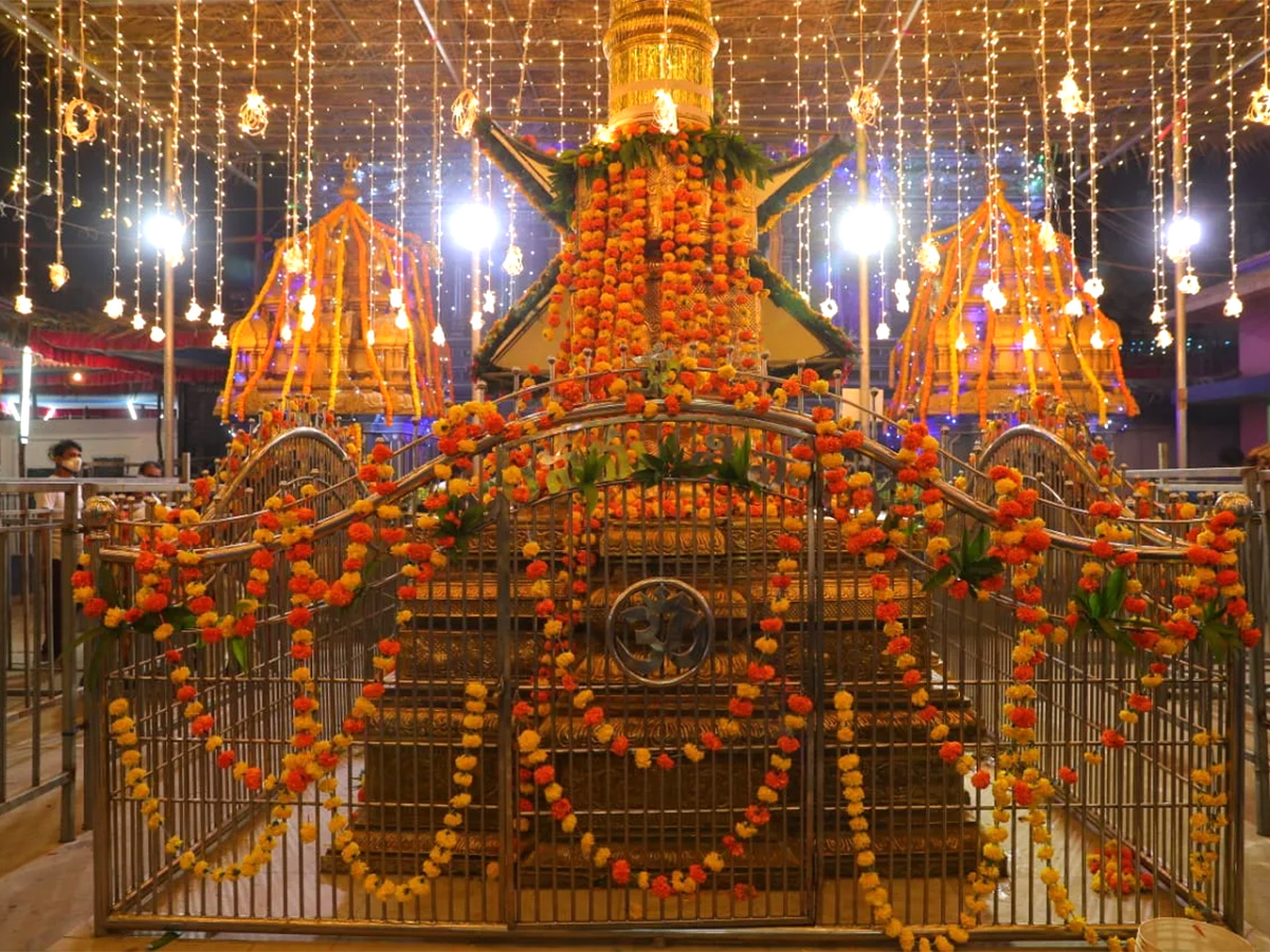Somaramam Sri Someswara swamy Temple in Bhimavaram12