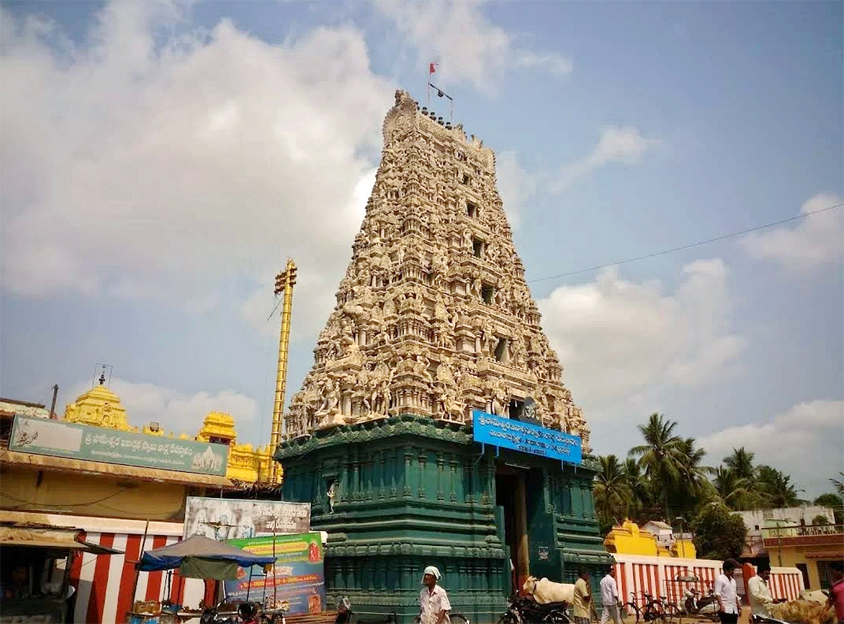 Somaramam Sri Someswara swamy Temple in Bhimavaram22