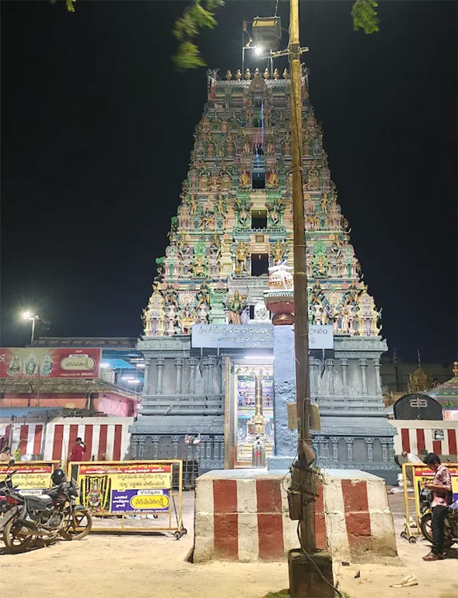 Somaramam Sri Someswara swamy Temple in Bhimavaram8