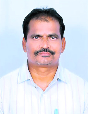 విదేశీ పర్యటనకు ముగ్గురు టీచర్లు2