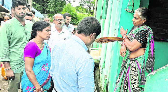 ముచ్చర్లవలసలో పారిశుద్ధ్యలోపం 1