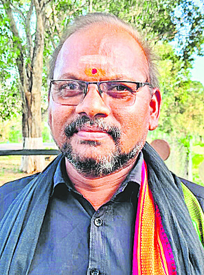 ఏసీబీకి చిక్కిన ఫారెస్టు అధికారి 2