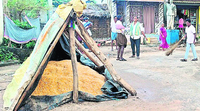 వెన్ను వంచుతున్న వాన 2