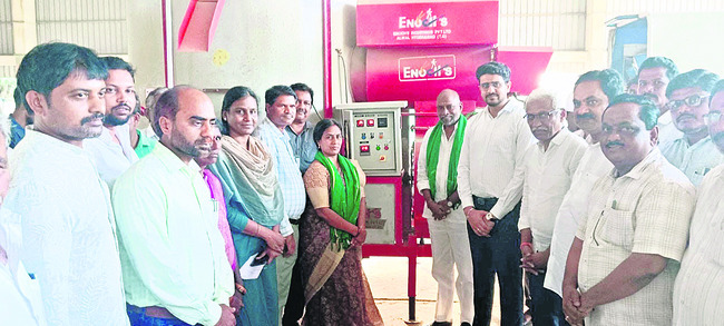 నేడు ఖమ్మం మార్కెట్లో పంటల కొనుగోళ్లు
1