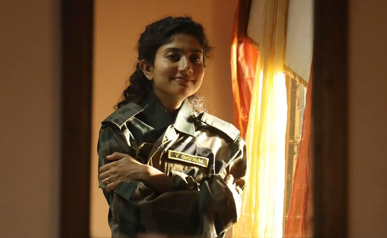 Actress Sai Pallavi Amaran Movie Memories Photos6