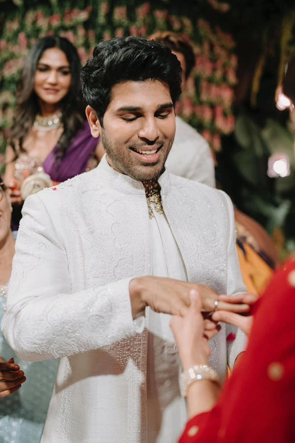 Allu Sirish and Nayanika magical engagement Ceremony Photos3