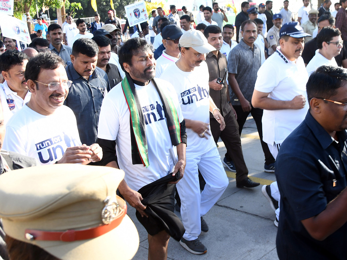 Hyderabad Police Ekta Run Peoples Plaza Photos20