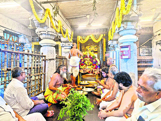 పూర్ణాహుతితో ముగిసిన బ్రహోత్సవాలు1