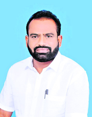అనుభవమే గొప్ప అర్హత
2