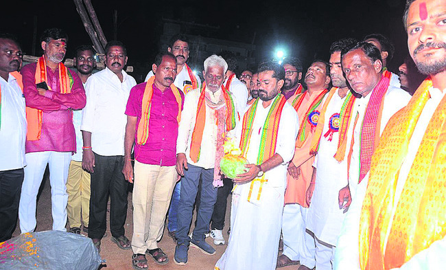 అంబరాన్ని తాకిన దసరా సంబురాలు1