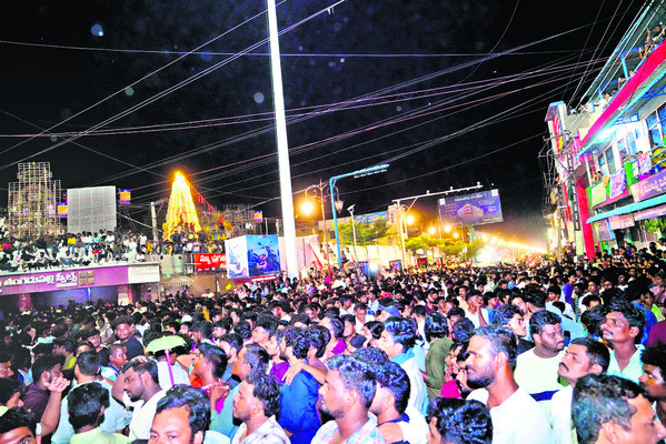 ముగిసిన దసరా సంబరాలు1