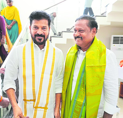 సీఎం రేవంత్‌రెడ్డికి దసరా శుభాకాంక్షలు 
1