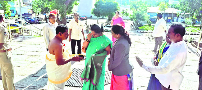 ఒంటిమిట్టలో వైభవంగా శమీవృక్ష పూజ2