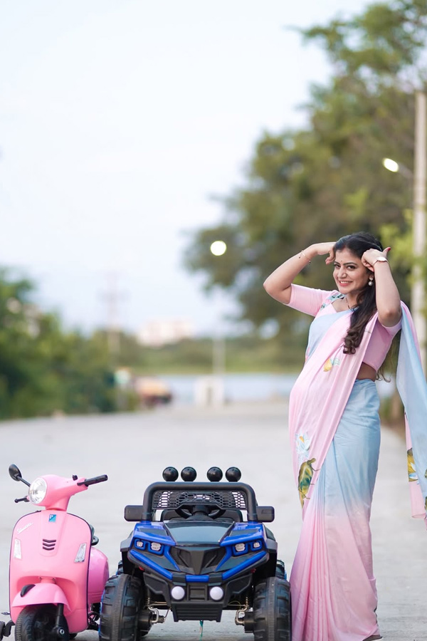  Anchor Shiva Jyothi Announced Her Pregnancy Photos16