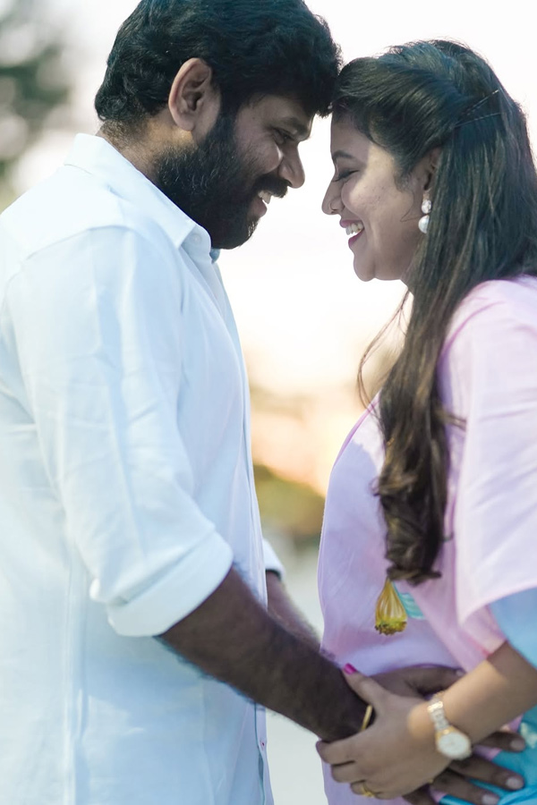  Anchor Shiva Jyothi Announced Her Pregnancy Photos19