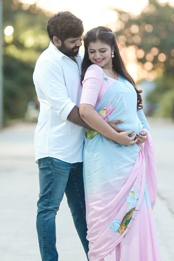  Anchor Shiva Jyothi Announced Her Pregnancy Photos6
